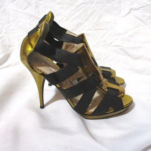 Oscar de la Renta Gold and Black Heels
